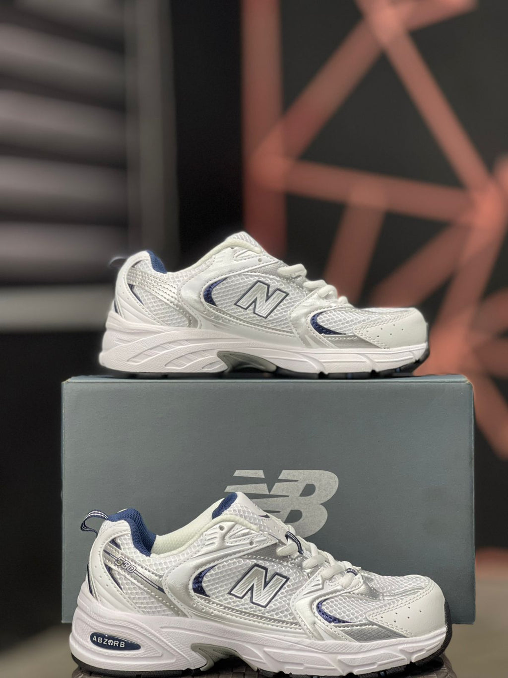 NEW BALANCE 530