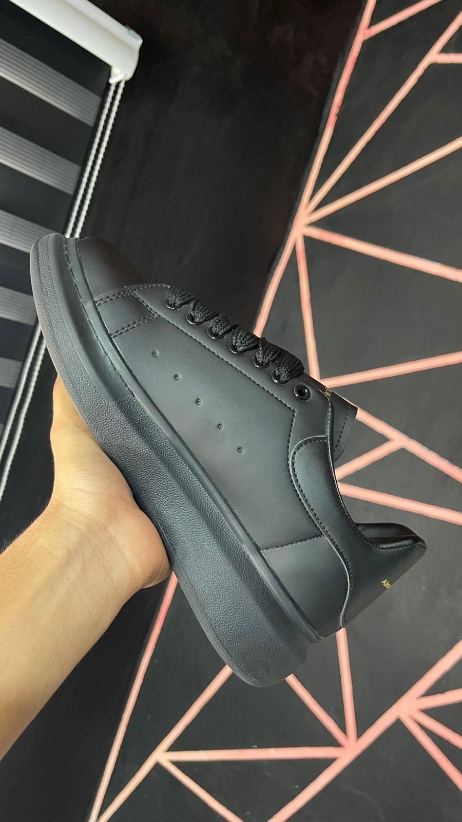 ALEXANDER MCQUEEN