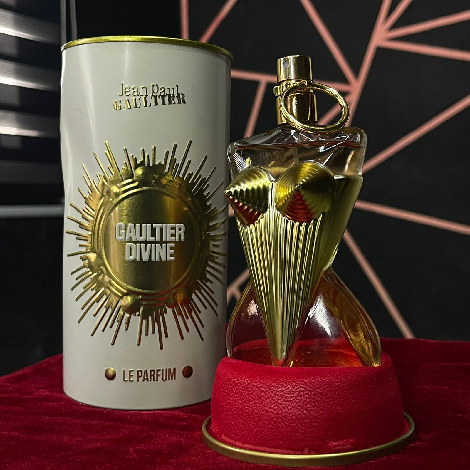DIVINE JEAN PAUL GAULTIER